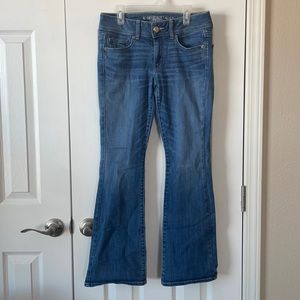 American Eagle kick boot jean 4 short
